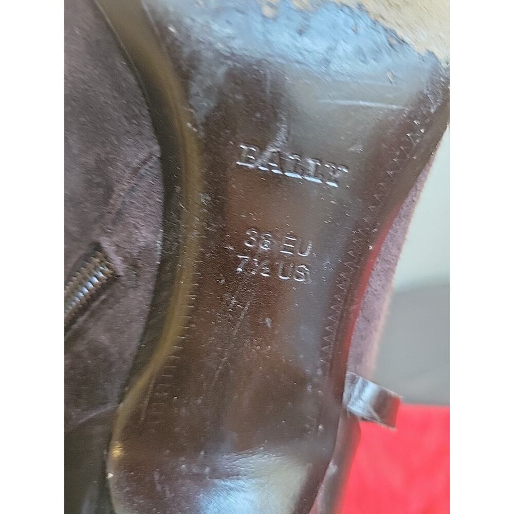 Chocolate suede boots - Picture 10 of 12